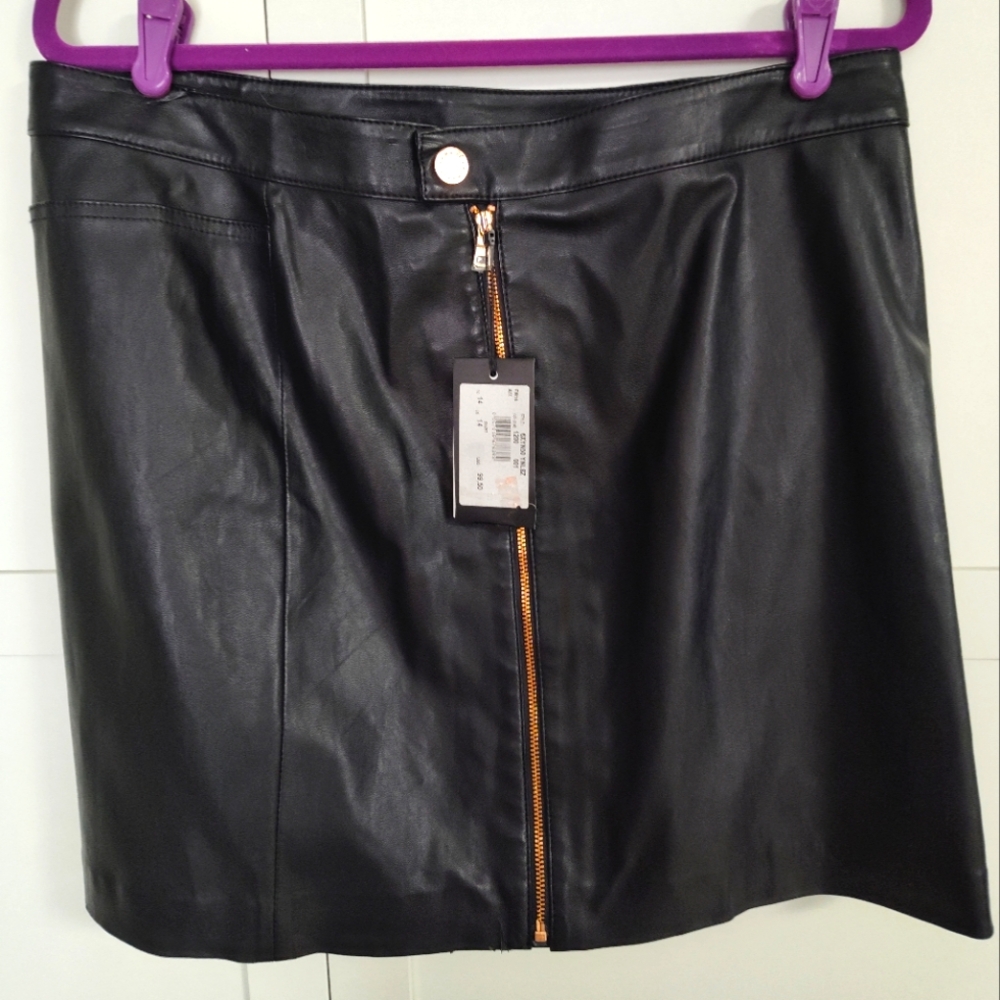 Armani Exchange Faux Leather Skirt New With Tags Great Straight Style Sz 14